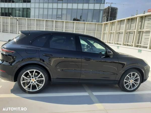 Porsche Cayenne - 2