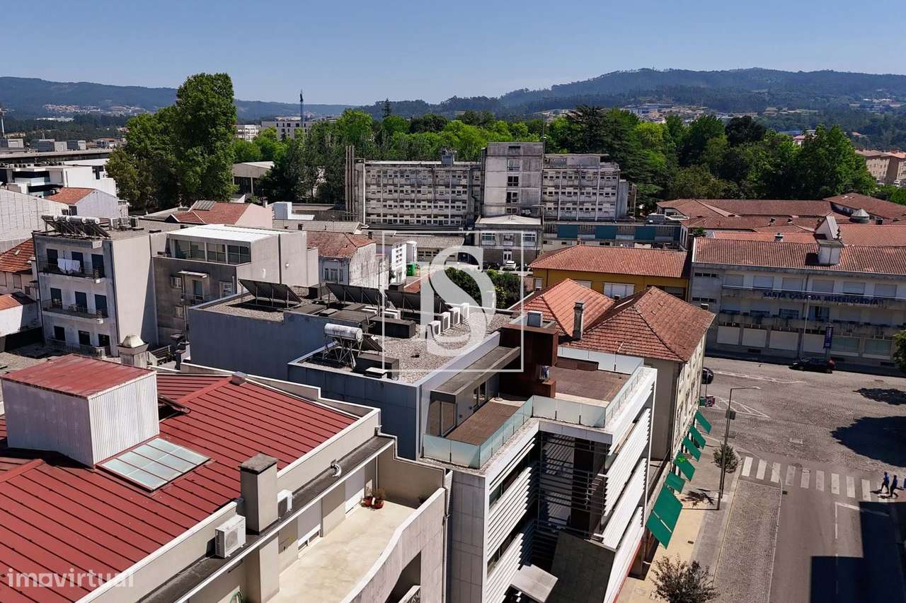 Apartamento c/ TERRAÇO no centro da cidade de BARCELOS!-40