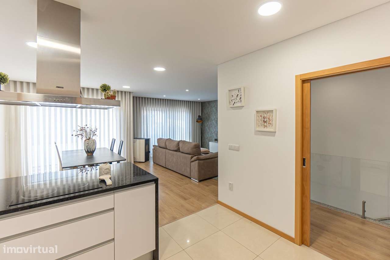 Moradia T3 em Lousada | Terraço e Garagem-36