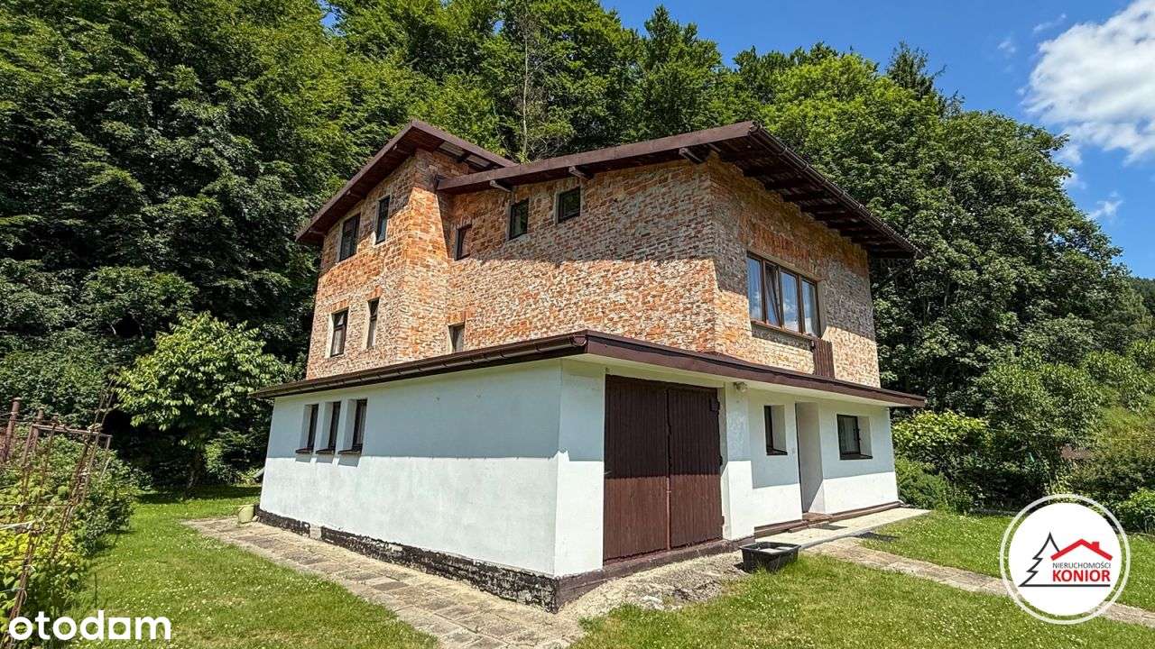 Dom z ogrodem w atrakcyjnej lokalizacji blisko wyciągów .-3