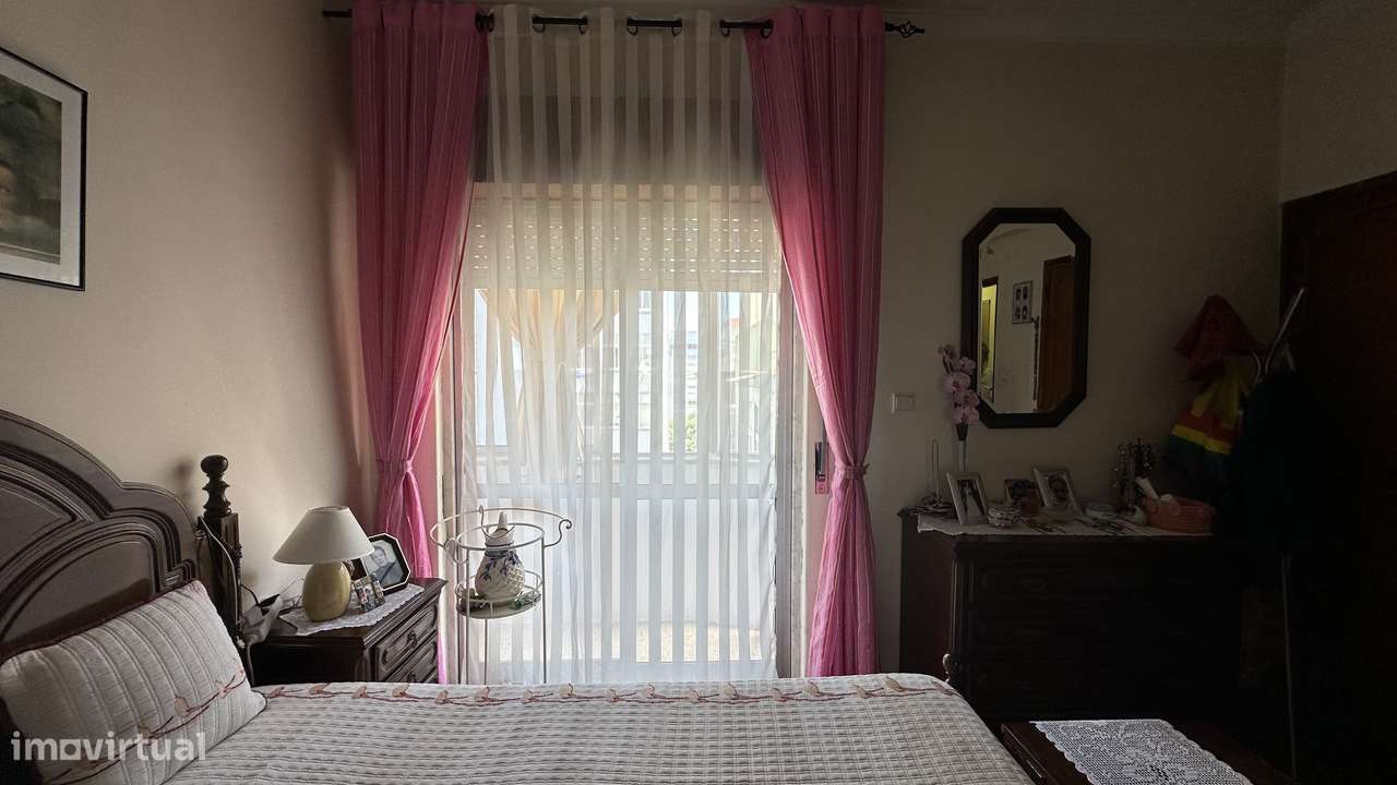 T3 Renovado Amadora , Águas livres-14