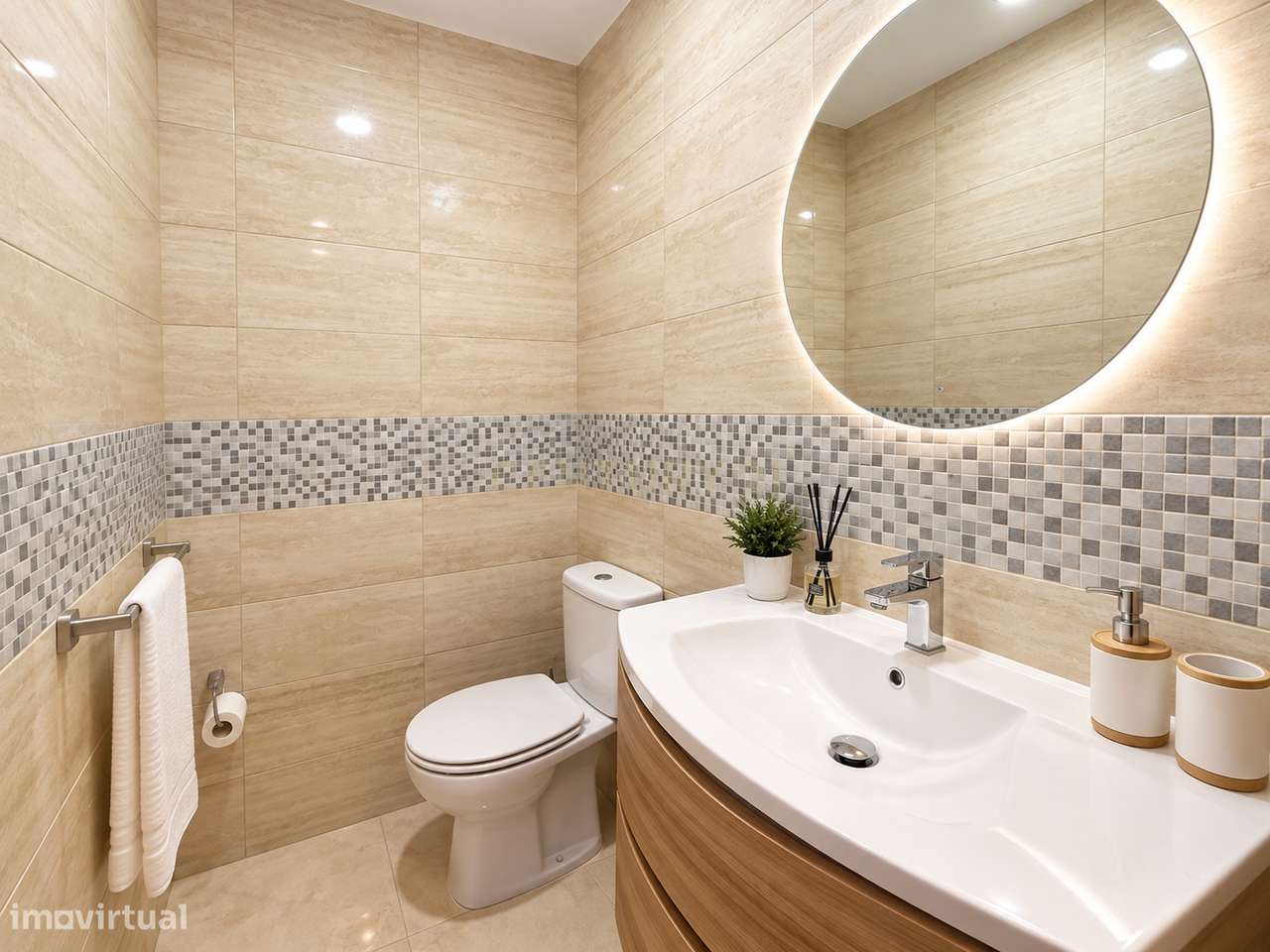 Apartamento  T2 renovado no Vale da Amoreira.-6