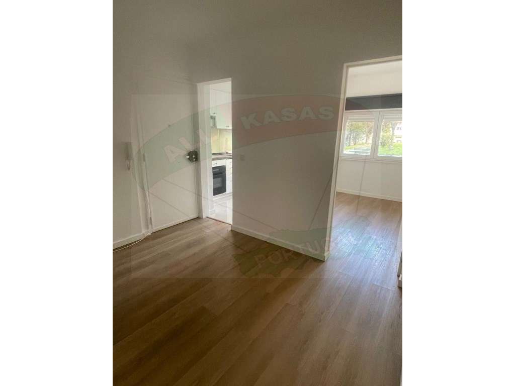 Apartamento T1+2, na Mina de Água, Amadora - Grande imagem: 4/23