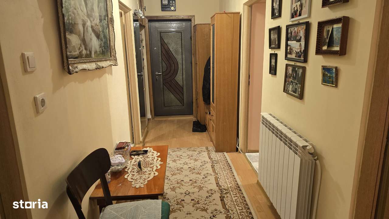 Vand apartament 3 camere dec. Deva,  Enescu, parter inalt, mobilat - Imagine principală: 4/16