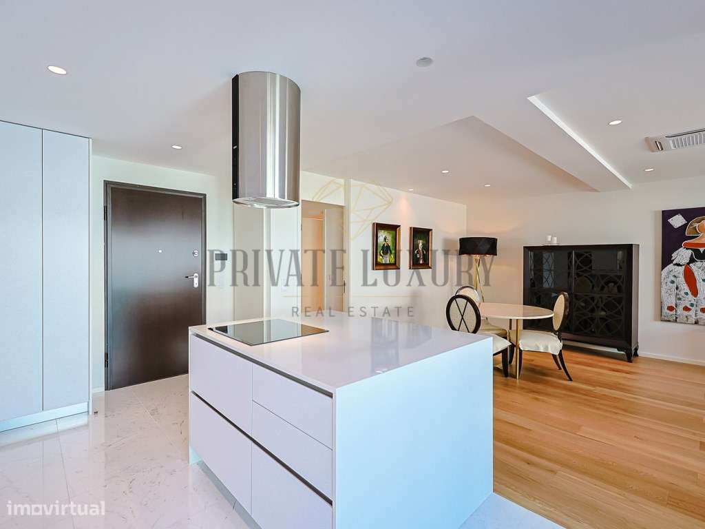 Ritz Apartaments T2, garagem, Parque Eduardo VII - Grande imagem: 4/29