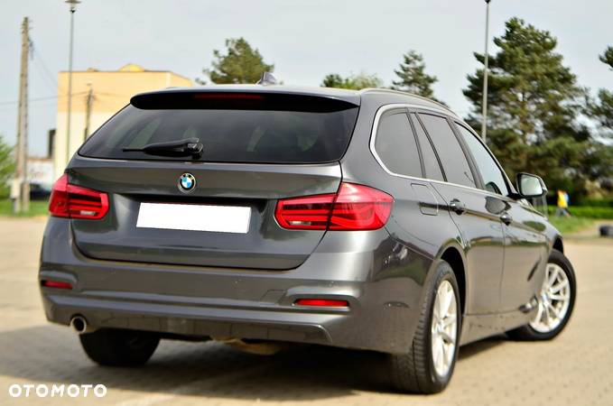 BMW Seria 3 318d Touring Advantage - 8