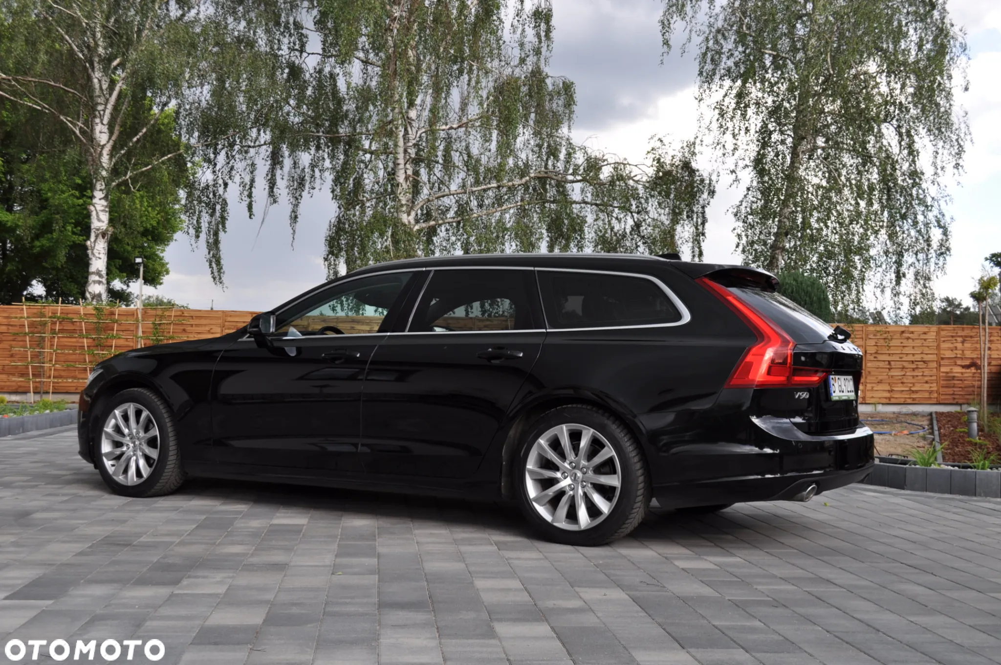 Volvo V90 D4 Geartronic Momentum - 23