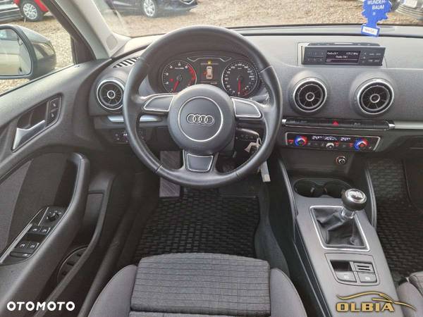 Audi A3 1.4 TFSI Sportback Ambiente - 14