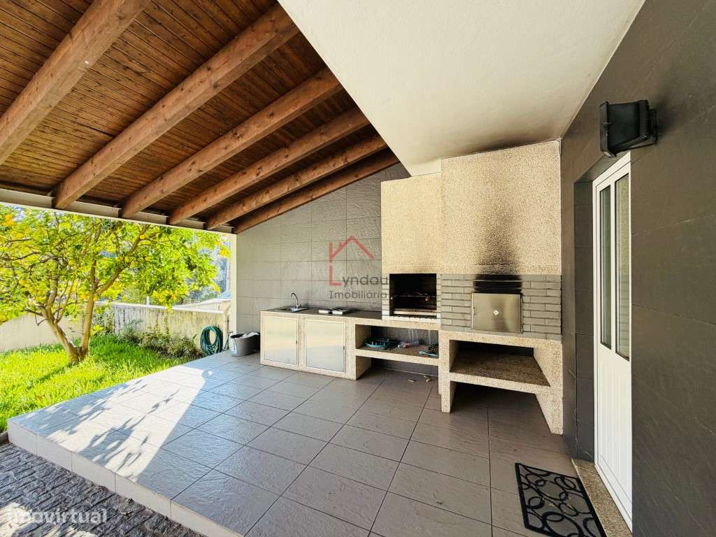 Moradia T3+1 Landim Famalicão-28