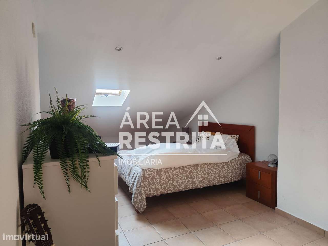 Moradia T3+1 na Quinta do Conde I-23