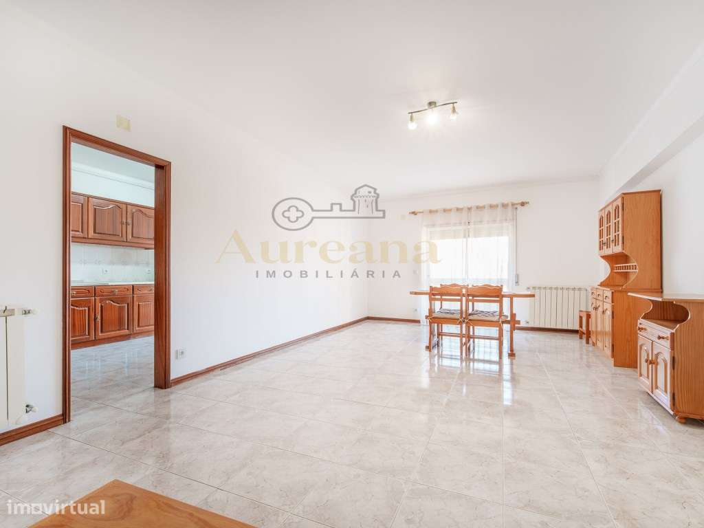 Apartamento T3 com elevador - Centro de Fátima-14