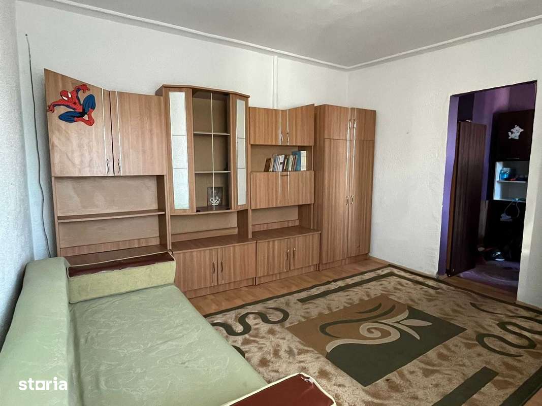 Apartament cu 2 camere, COD 8243-0