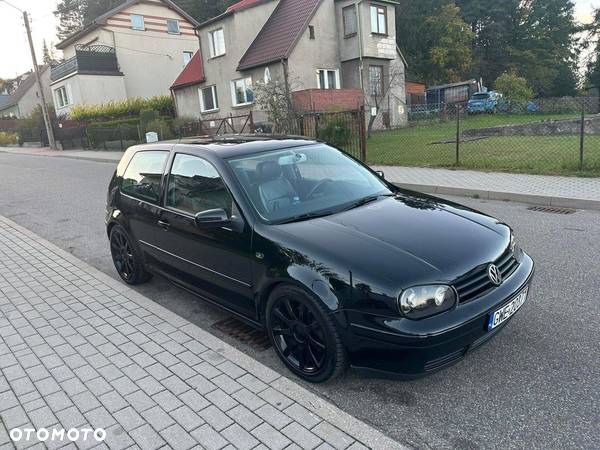 Volkswagen Golf - 10