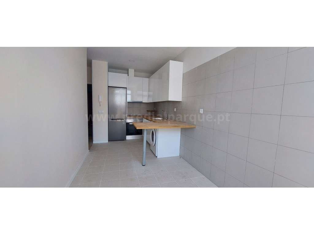 Apartamento T3 totalmente renovado, Aldoar - Grande imagem: 2/24