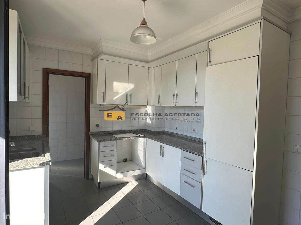 T3 Porto - Grande imagem: 2/31