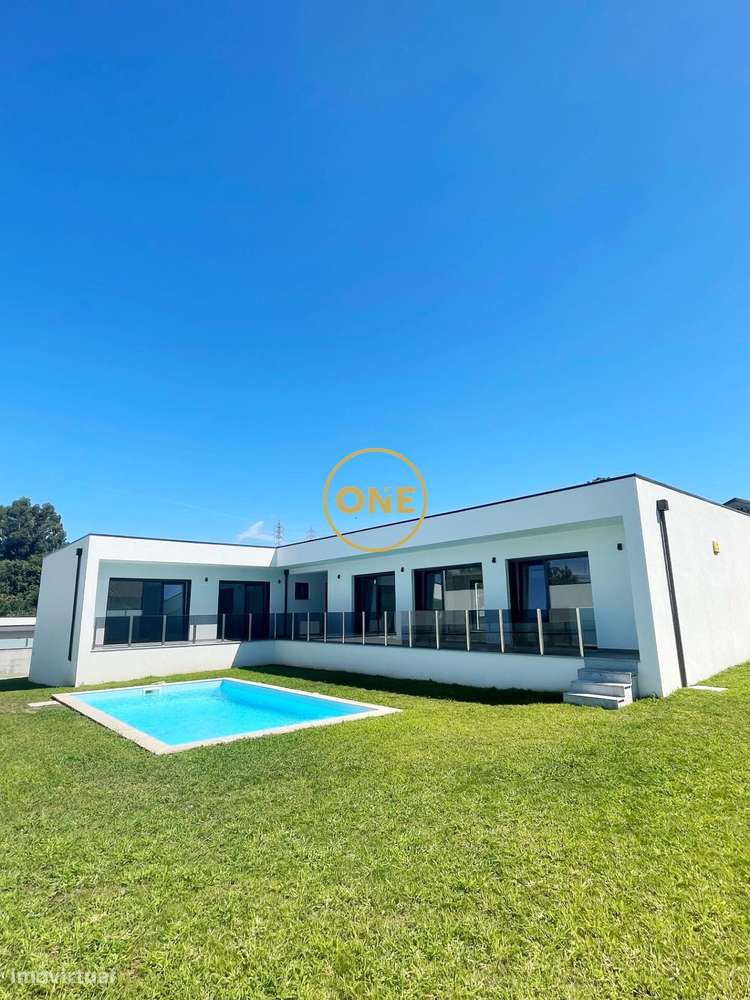 Fabulosa moradia térrea T3+1 com 3 suítes , escritório e piscina - Grande imagem: 4/51