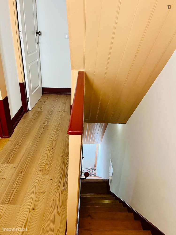 Apartamento com 1 quartos - localizado em Baixa Coimbra - Grande imagem: 1/10