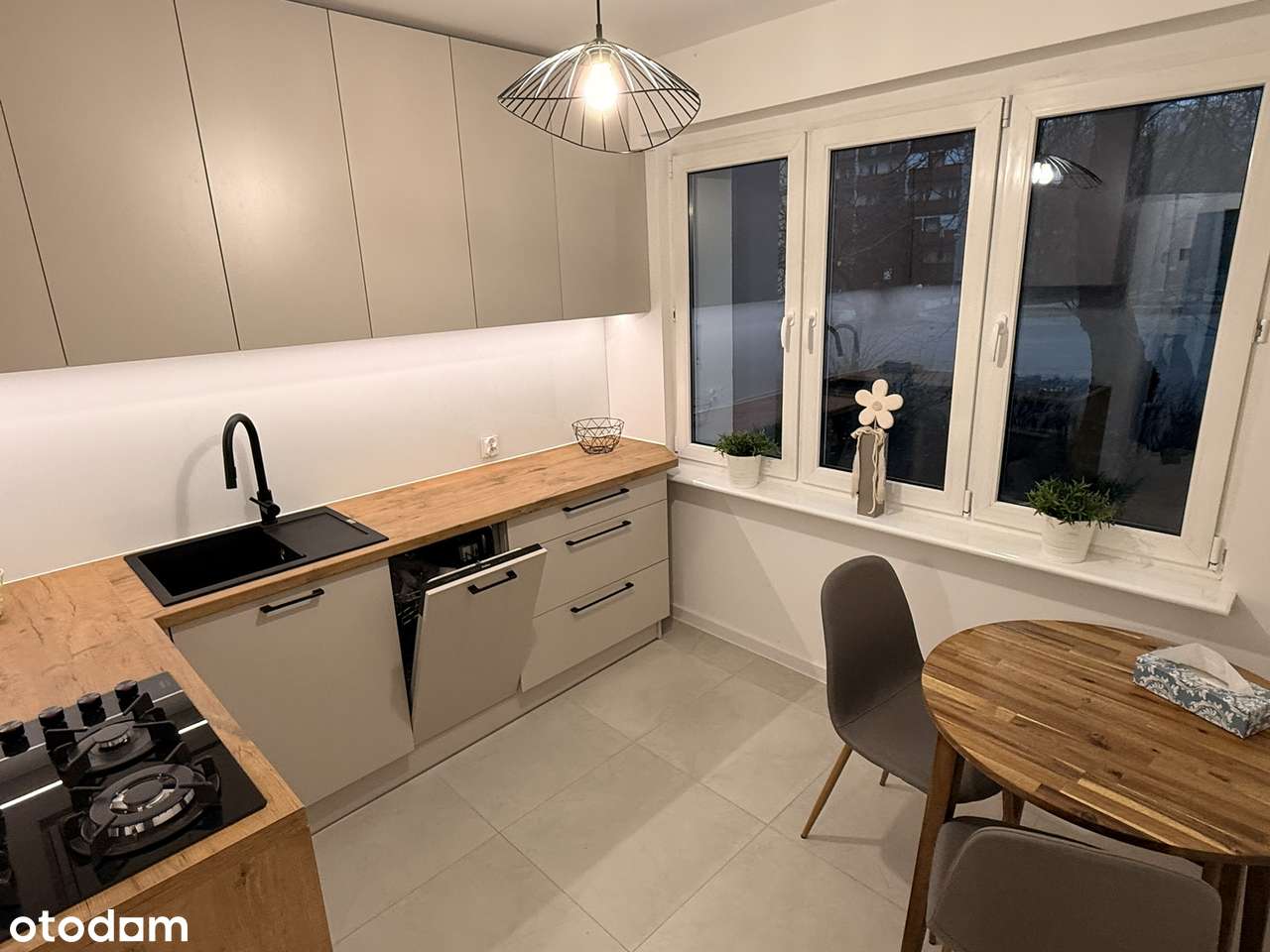 1-pokojowe z osobną kuchnią na os. Oświecenia