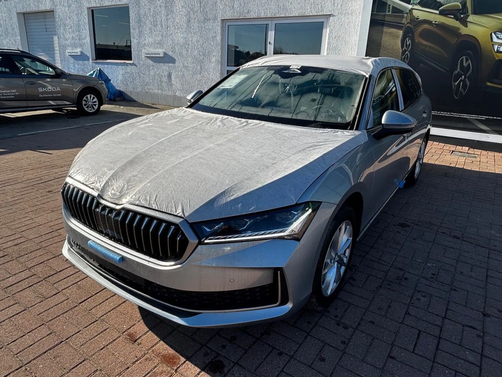SKODA SUPERB Škoda Superb Combi Edition 130 2,0 TDI 193 KM 7-biegowa DSG 4x4