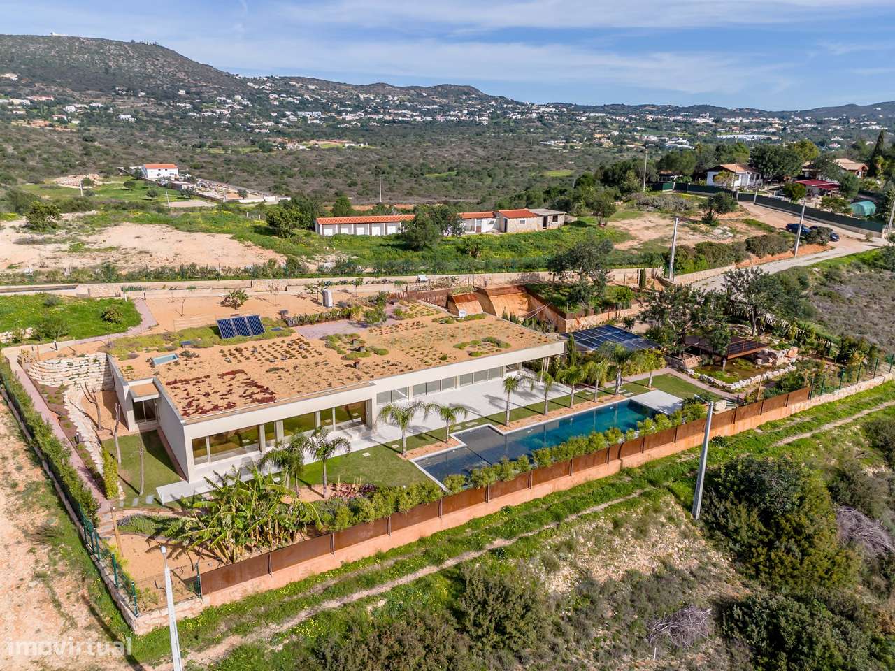 Moradia T4 em Almancil Onde Luxo e Sustentabilidade se Encontram - Grande imagem: 3/60