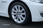 BMW Seria 5 525d Touring Sport-Aut - 38