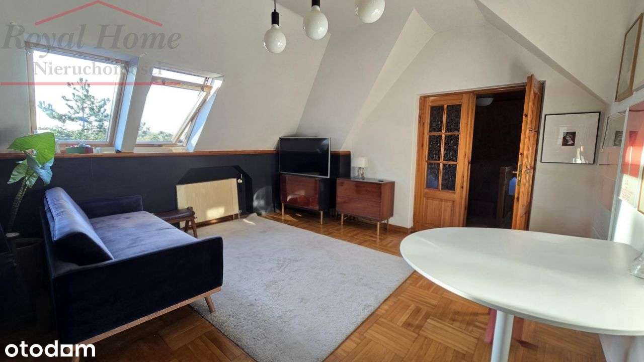 Przestronny, b. ładny, wolnostojący dom na Zaciszu-11