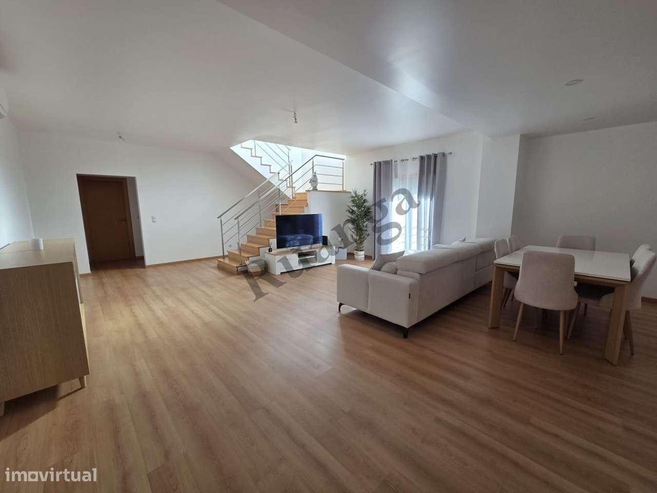 Excelente Apartamento T3 Duplex com Elevador para Venda em Sines-7