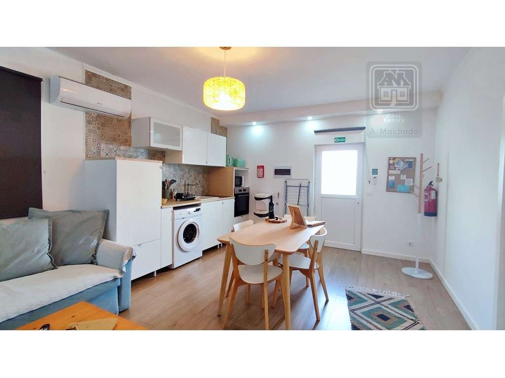 VENDA de MORADIA - VIVENDA com alojamento local e piscina - Fenais ...-46