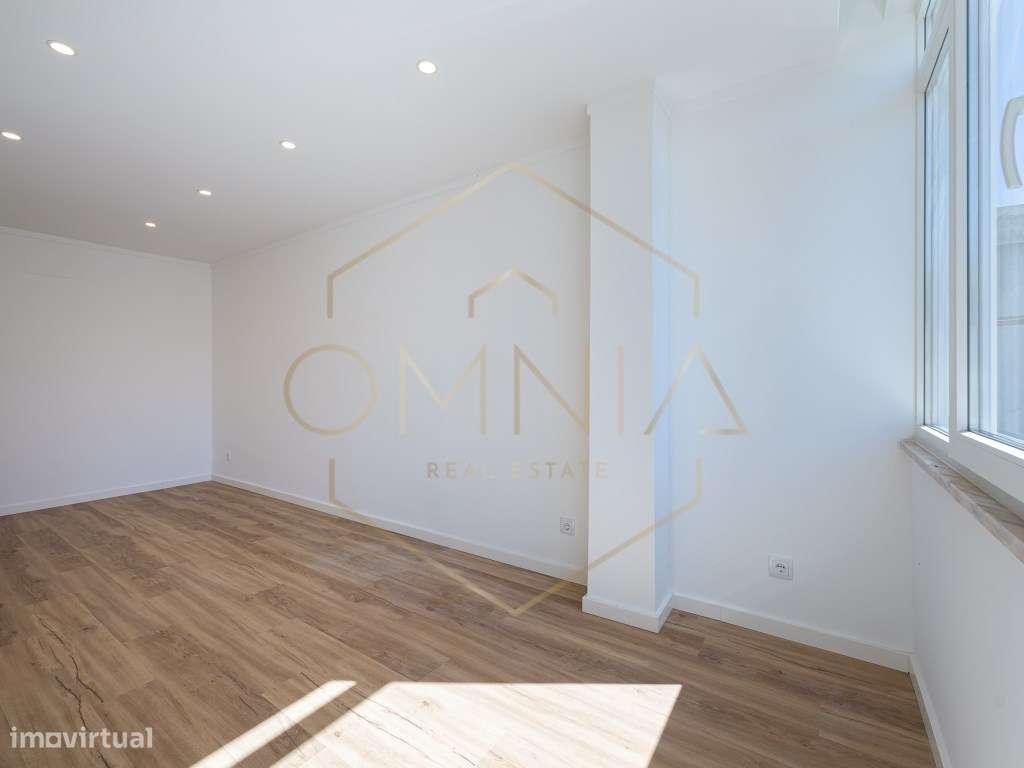 Apartamento T2 no Barreiro - Totalmente Renovado-6