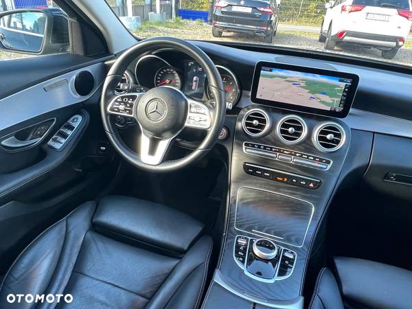 Mercedes-Benz Klasa C 200 d T 9G-TRONIC - 19