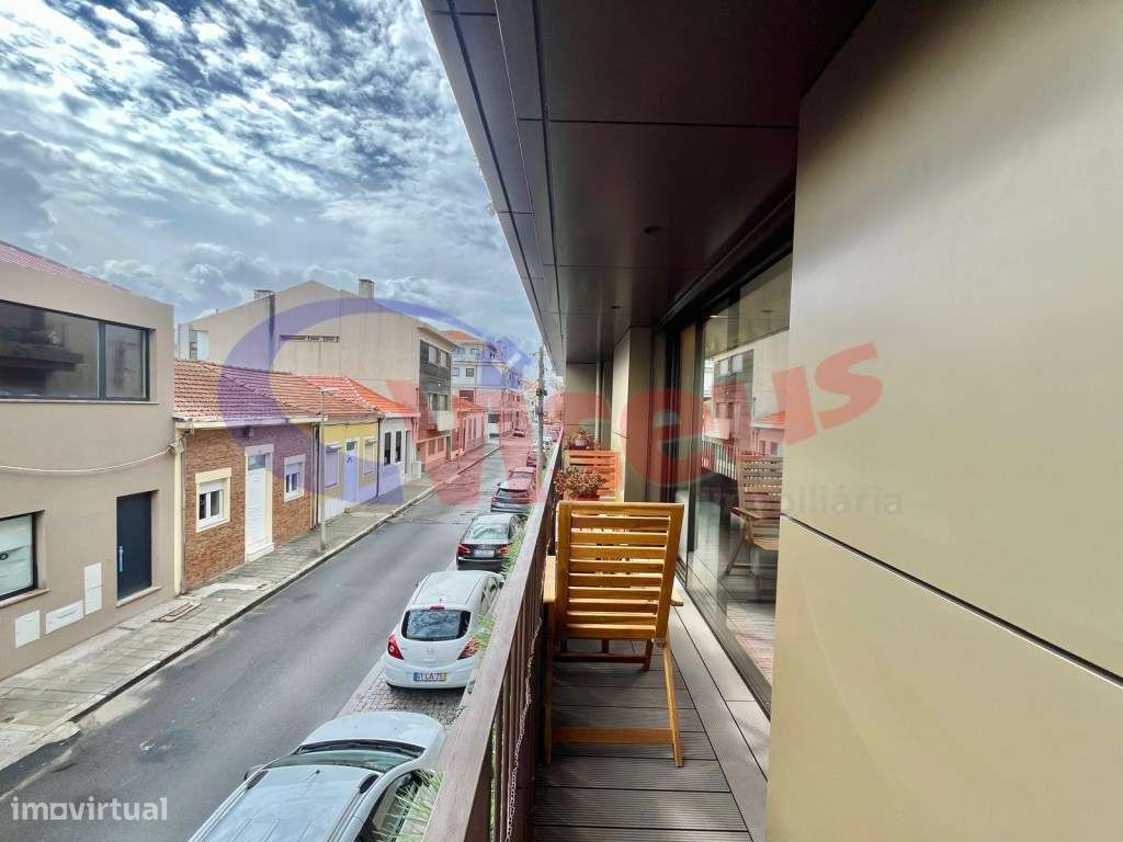 Apartamento T2 Espinho Rua 5-11