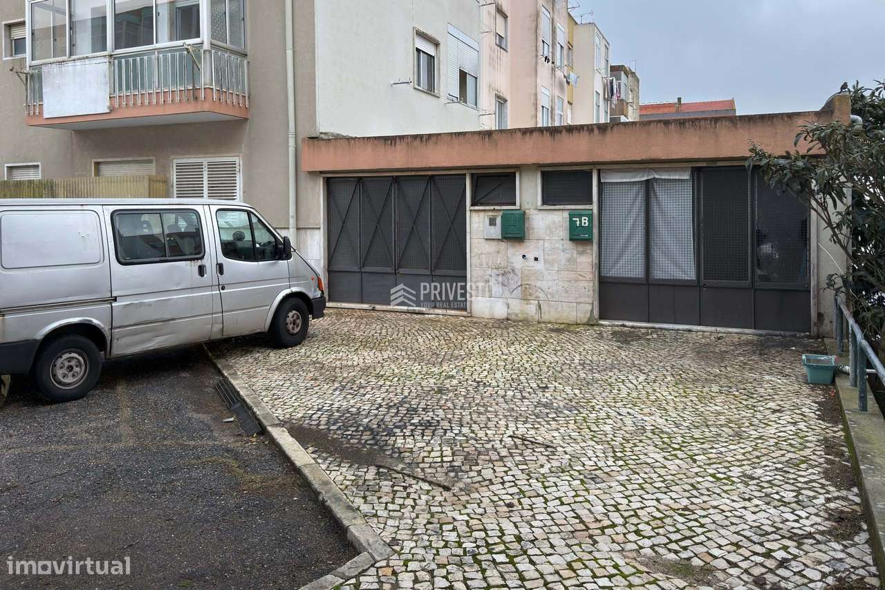 Garagem arrendada | €500/mês | Cacém - Grande imagem: 2/6