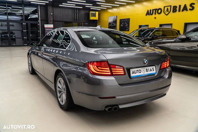 BMW Seria 5 520d - 6