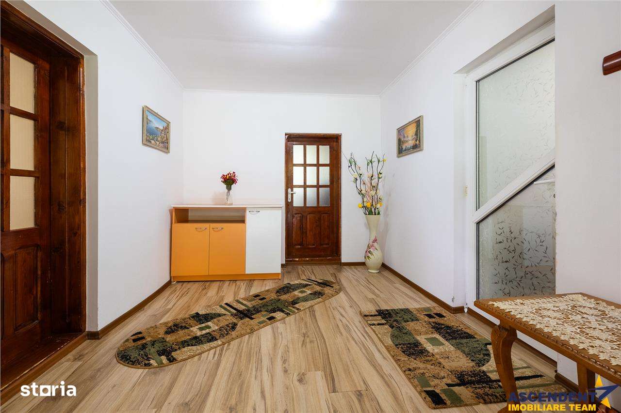 Case si teren generos de 9400 mp in Dambovicioara, Arges - Imagine principală: 5/20