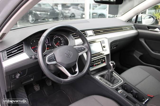 VW Passat 2.0 TDI Elegance - 3