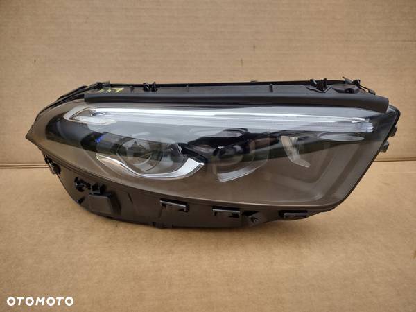 LAMPA PRAWA MERCEDES A-KLASA 177 LIFT 23- OE EU MULTIBEAM LED 1779065804 - 1