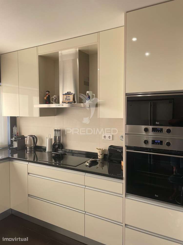 Apartamento T3 totalmente mobilado para Arrendamento a 50 metros da... - Grande imagem: 5/19