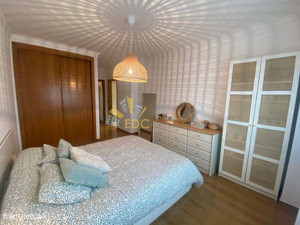 Apartamento Duplex T2+1 com Parqueamento, Arrecadação e Varanda | E...-23