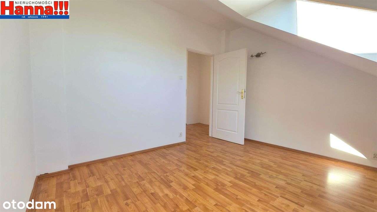 32m2+14m2 skosy. Blisko plaży. Tramwaju. Wolne.-7