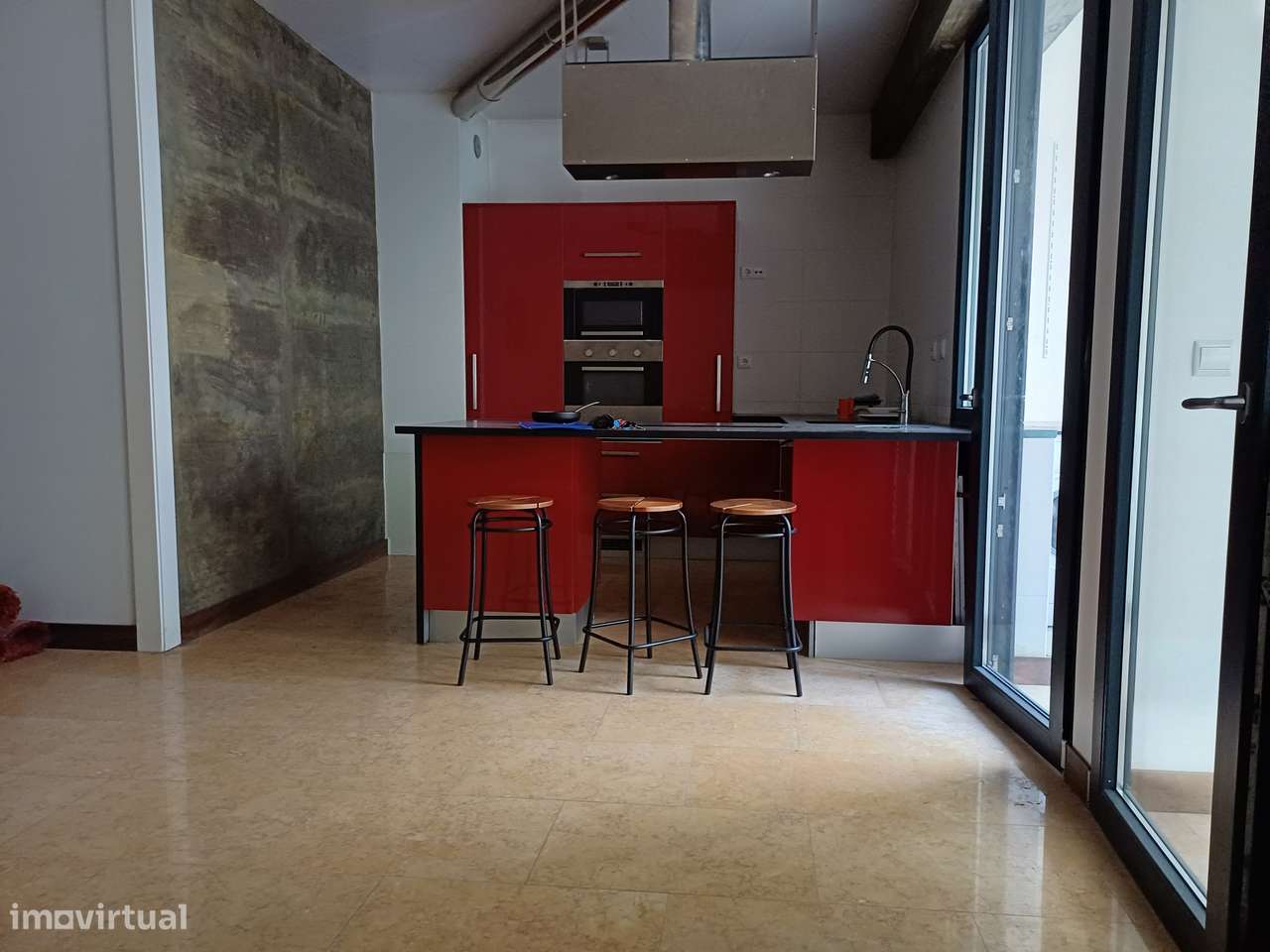 Prédio p Familia com Jardim jtº Praça Espanha e São D.Benfica-17