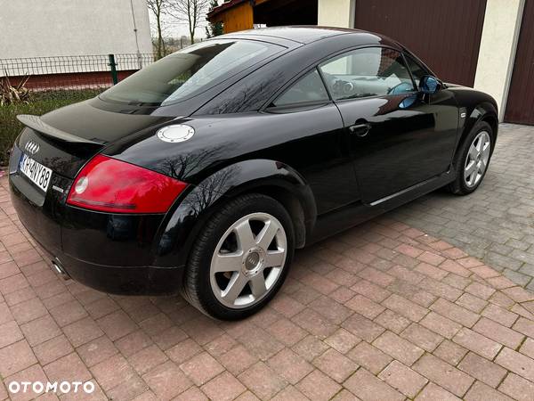 Audi TT Coupe 1.8T Quattro - 11