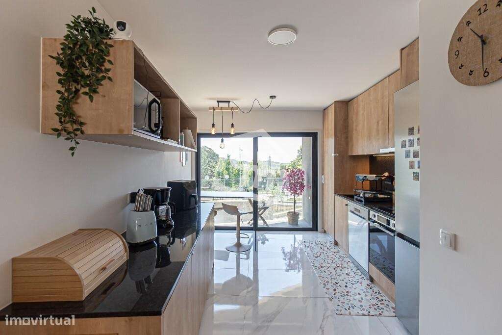 T1+1 Duplex com Terraço | Edifício de 2023 | Metro Parque Real-11