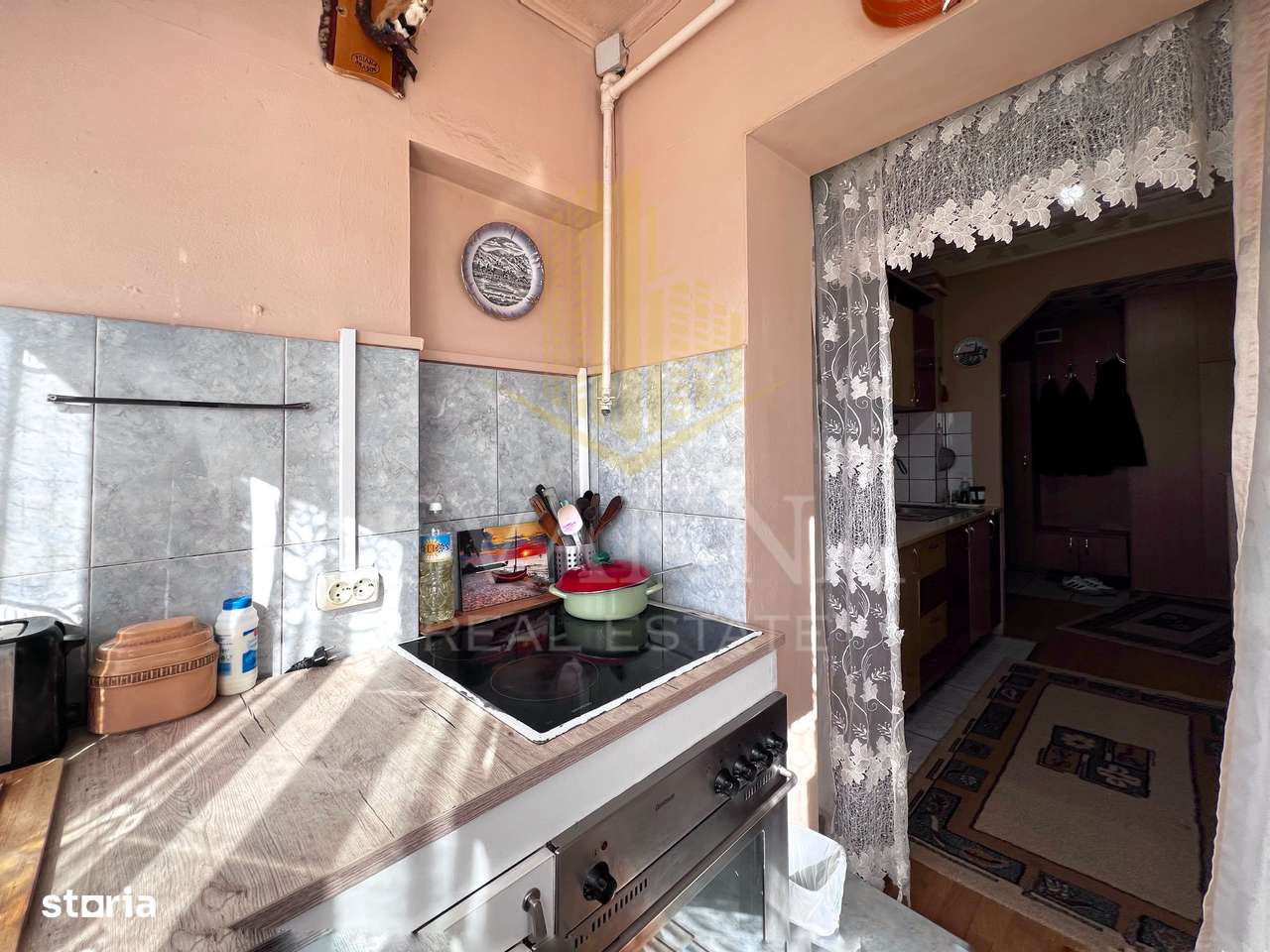 De vanzare 3 camere , decomandat -zona Vasile Alecsandri.-7