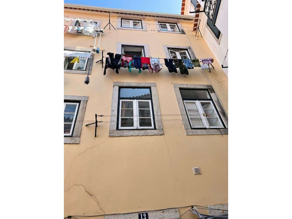 T2 luminoso no bairro mais autêntico de Lisboa - Alfama-10