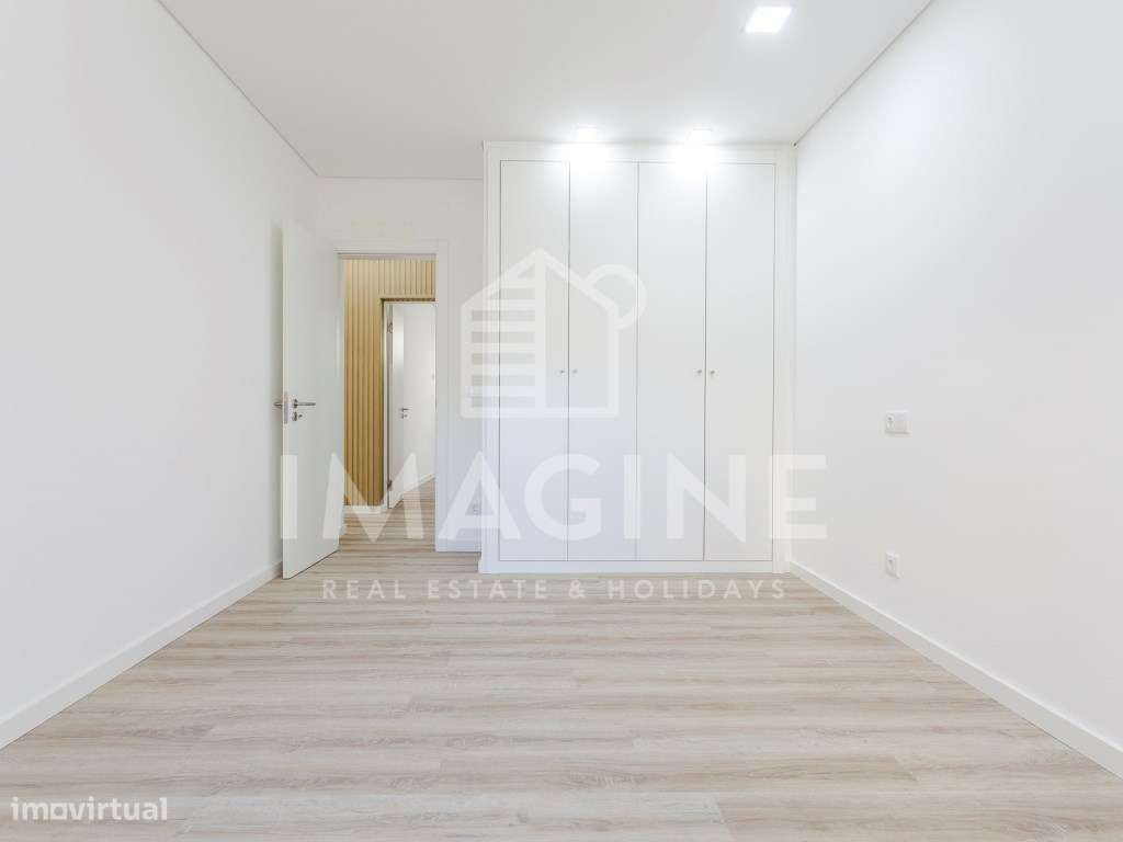 Apartamento T4 com terraço, churrasqueira e arrecadação - Bairro do...-17