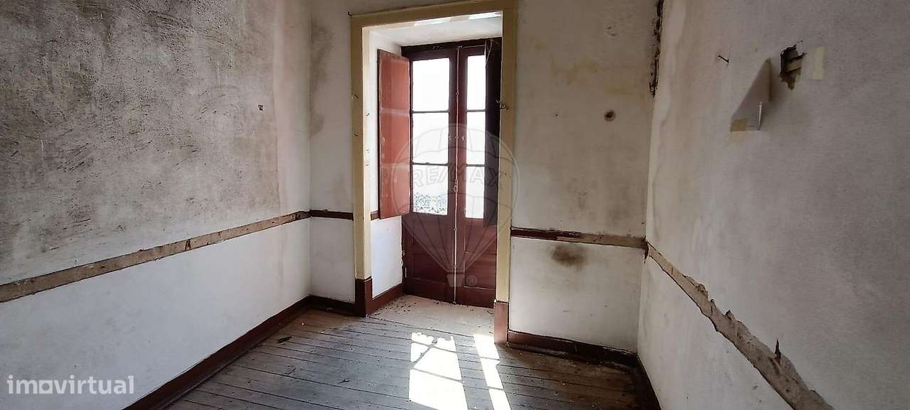 Moradia T21 para venda-7