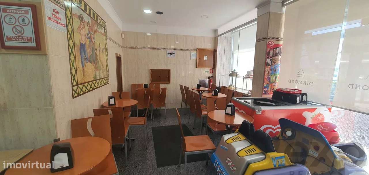 Oportunidade Única de Negócio na Amadora – Pastelaria de Renome à Vend - Grande imagem: 4/8