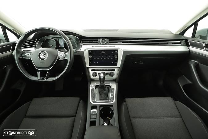 VW Passat Variant 1.6 TDI Confortline DSG - 7