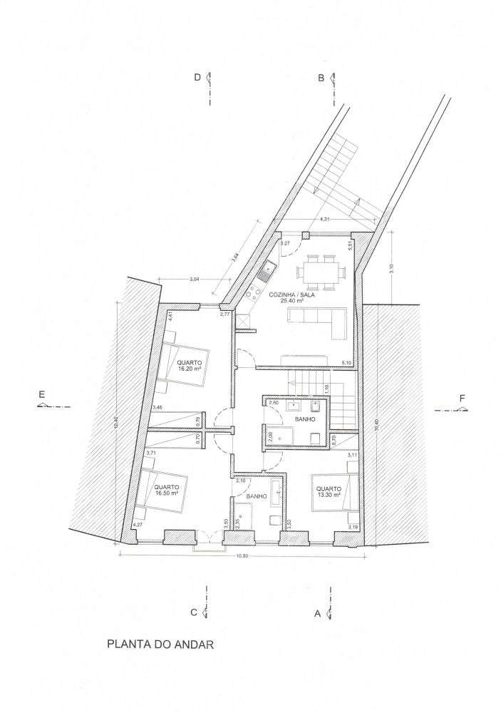 Moradia T3 totalmente remodelada em Pinheira da Bemposta-22