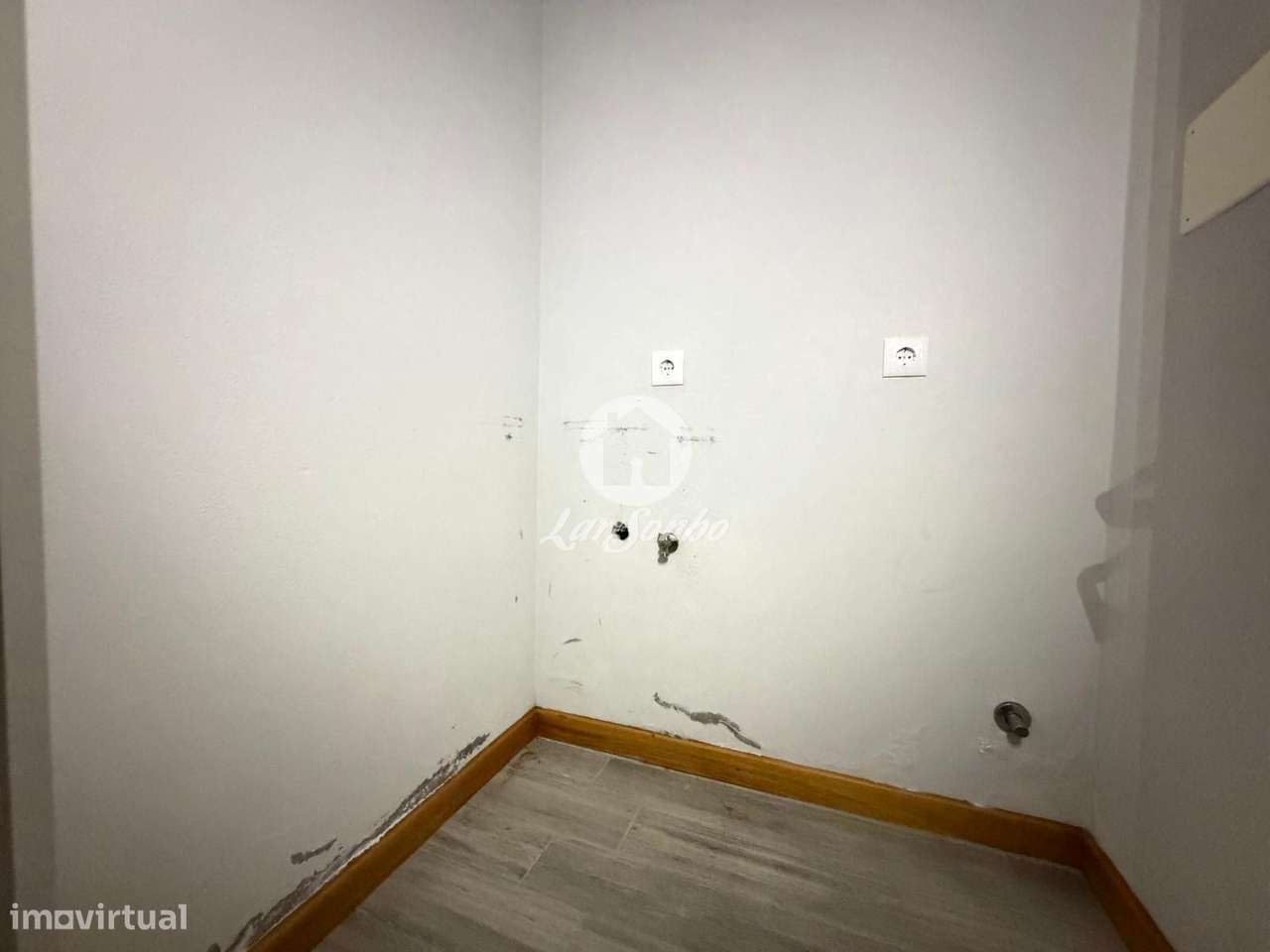 Moradia T2+T2  Remodelada em Azurara, Vila do Conde-16